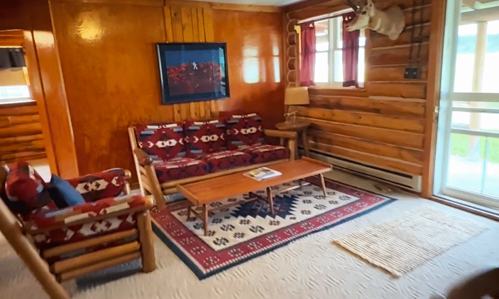 Circle Bar Ranch_a Montana dude ranch_cabins interior