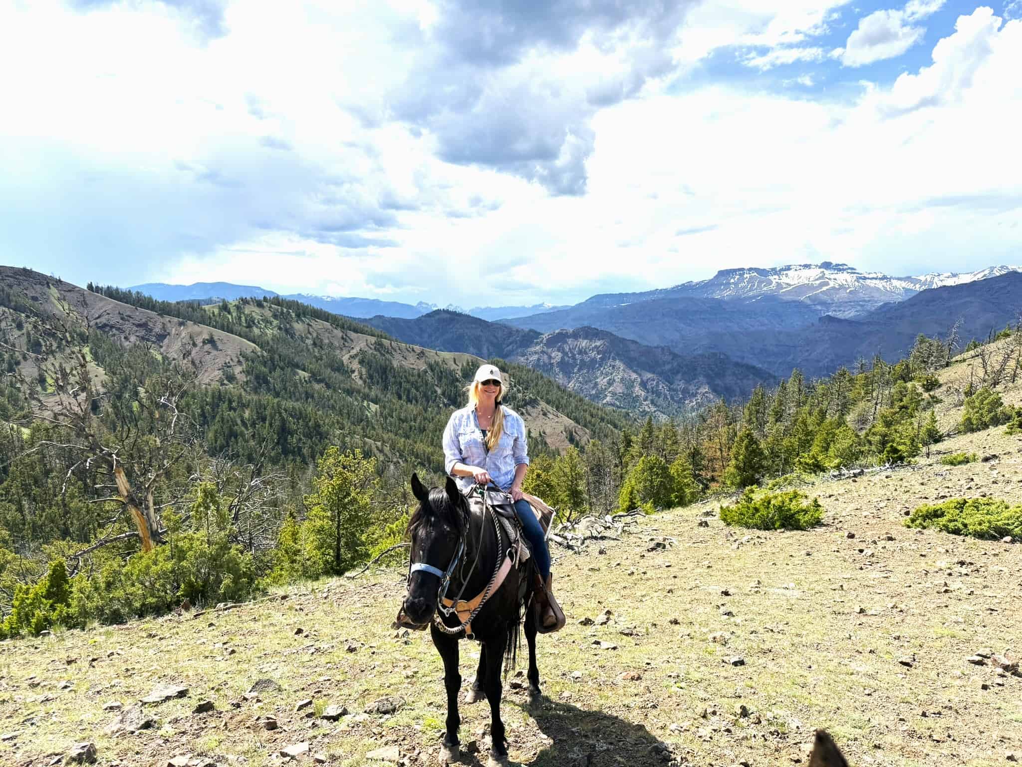 Wyoming dude ranch_Blackwater Creek - horseback ride mountain trails
