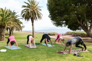 Tips to stay healthy while traveling