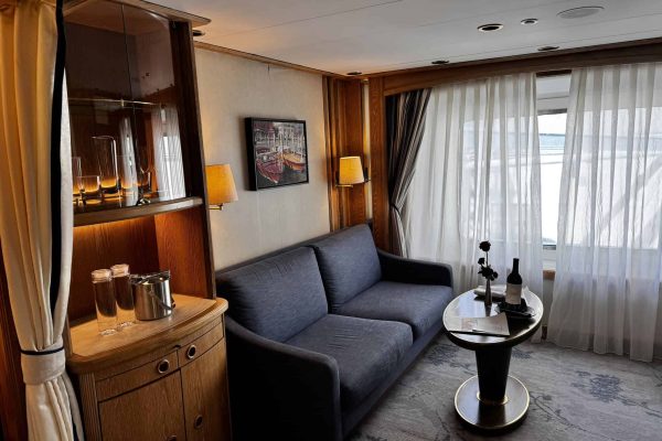 Windstar Star Pride Cruise Ship - suite room