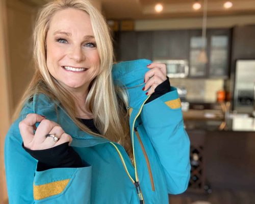 best ski clothes, best women's ski clothes, burton women's ski jacket, best womens ski jackets, blue ski jacket, waterproof ski clothes, bet ski clothes, ladies ski pants, ski apparel, designer ski wear, burton ski, best women's ski pants, best clothes for skiing, The Abundant Traveler, YouTube influencer, travel vlog, laid back luxury travel, female travel blogs, luxury travel website, luxury experiential travel, top travel influencers, video influencers, travel influencer, luxury travel expert, luxury travel blog, women travel guide, travel essentials for women, YouTube travel influencers,