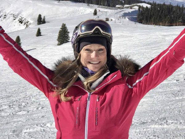 Best Women's Ski Jackets, best ski clothes, best women's ski clothes, descente jacket, oakley ski goggles, giro ski women's helmet, best clothes for skiing, descente women's ski pants, descenteDescente women's ski jacket, best womens ski jackets, pink ski jacket, waterproof ski clothes, best ski clothes, ladies ski pants, ski apparel, designer ski wear, descente ski, best women's ski pants, best clothes for skiing, The Abundant Traveler, YouTube influencer, travel vlog, laid back luxury travel, female travel blogs, luxury travel website, luxury experiential travel, top travel influencers, video influencers, travel influencer, luxury travel expert, luxury travel blog, women travel guide, travel essentials for women, YouTube travel influencers,
