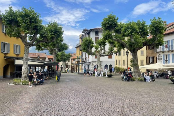 Varenna Lake Como piazza