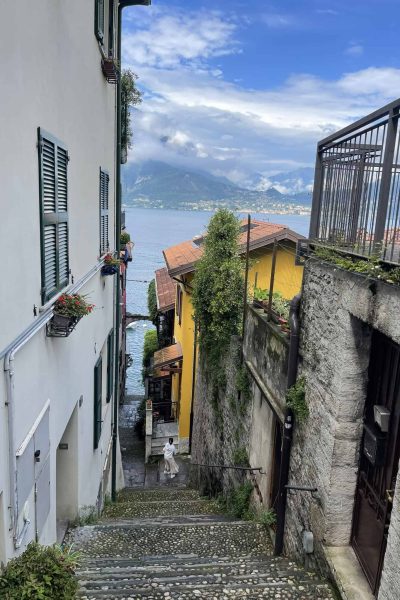Varenna Lake Como_side street view of lake